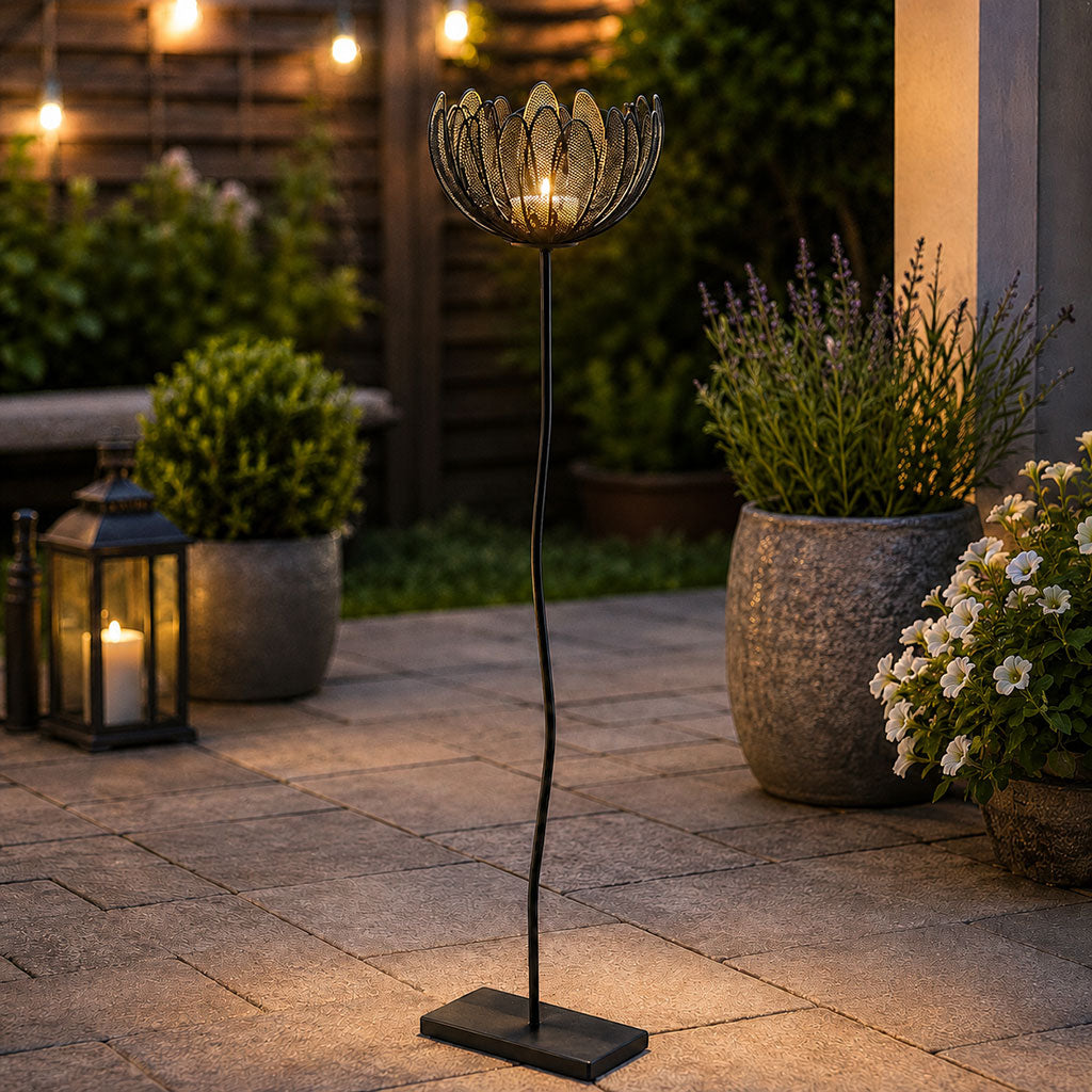 Nerine Candle Holder