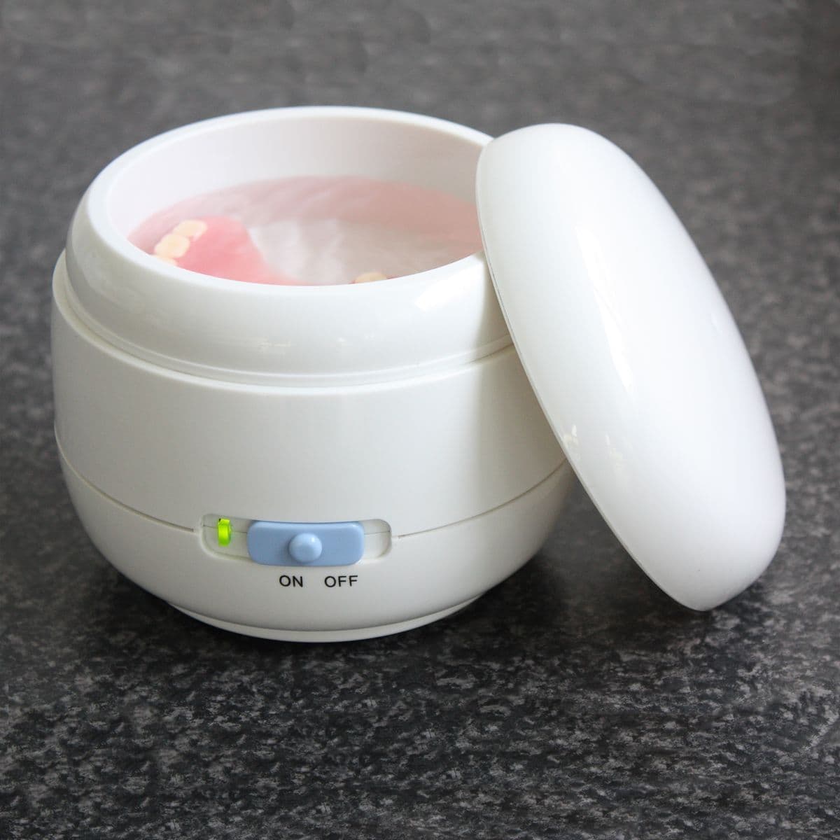 Sonic Denture Cleaner