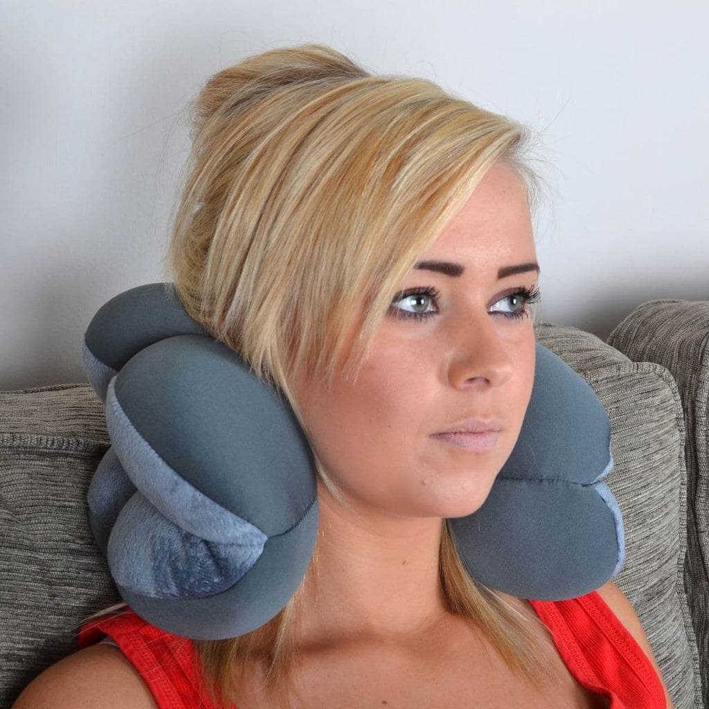 Twist Pillow