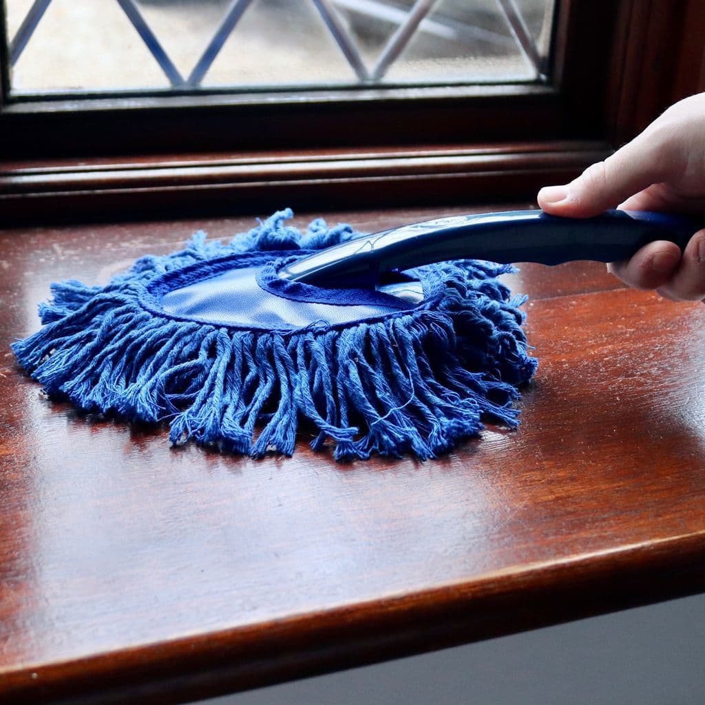 Waxed Mini Duster